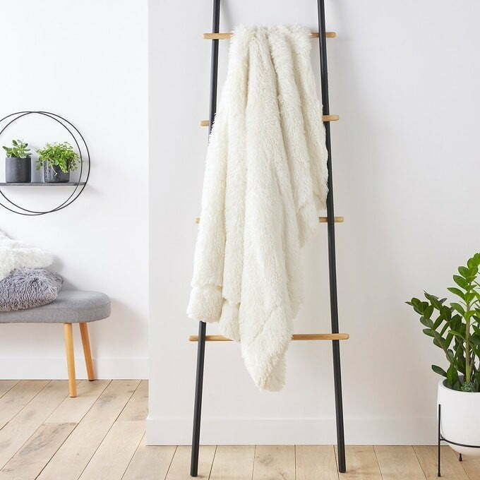 Plaid doux pour les soirées en amoureux