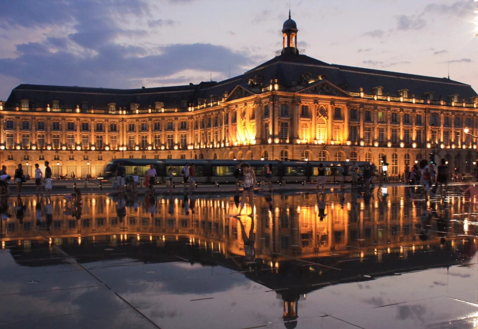 miroir-d-eau-bordeaux.jpg miroir-d-eau-bordeaux.jpg