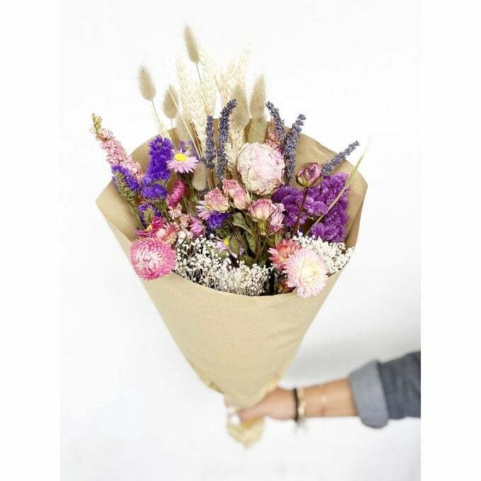 fleurs séchées pour décorer sa maison lors de home staging