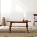 table basse en bois brut pour une deco zen cocooning