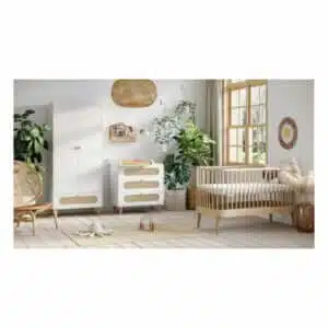 lit bebe en bois beige