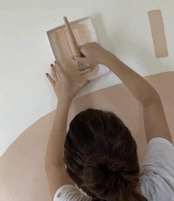 realiser peinture mur sur chambre bebe