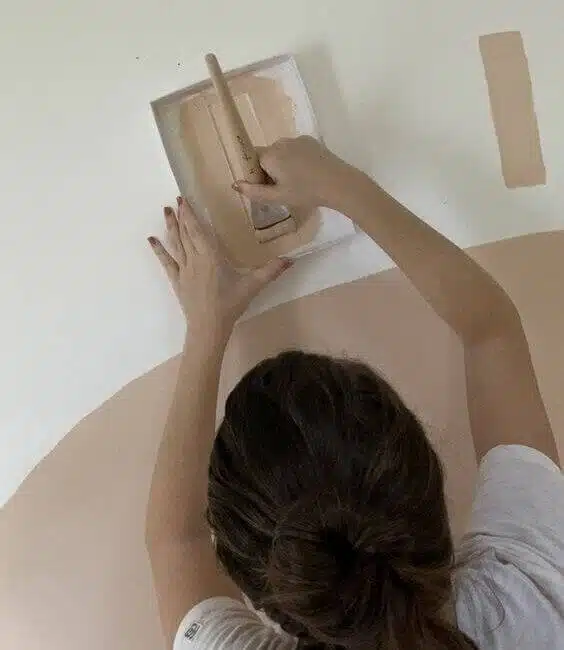 realiser peinture mur sur chambre bebe