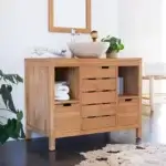 Vasque en travertin pour une salle de bain nature et zen