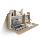 Bureau pliable à accrocher au mur pour gain d'espace et discretion